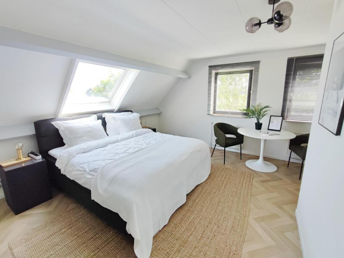 Guesthouse At The Amstel River With 2Br 2Ba And Garden Amstelveen Exterior photo